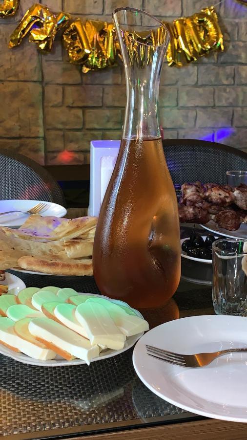 Hotel Estonia Two 코불레티 외부 사진
